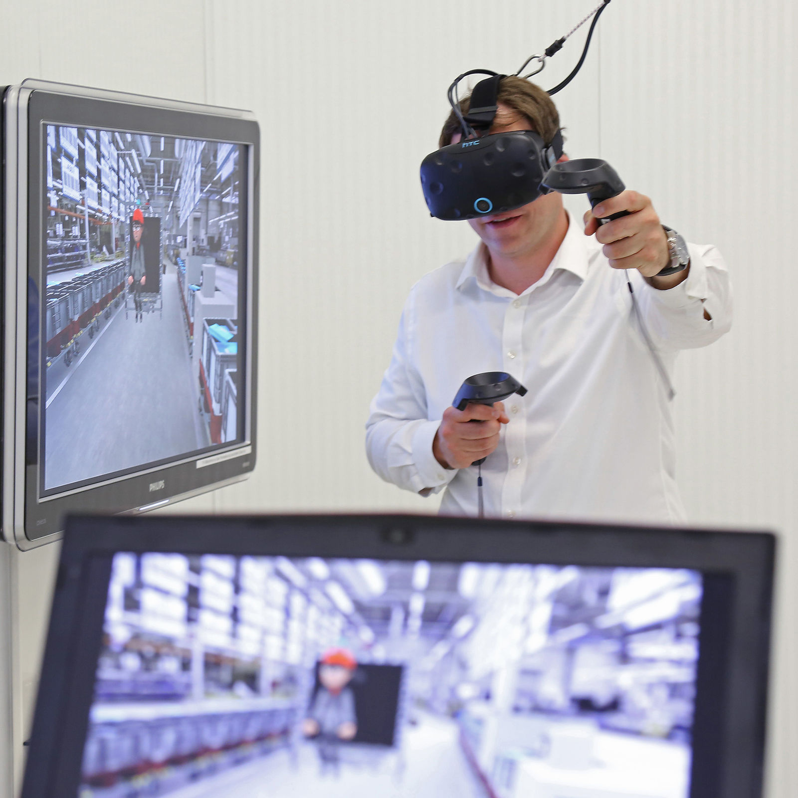 Volkswagen Konzern setzt auf Virtual Reality Lösungen für interaktive Zusammenarbeit in Produktion & Logistik