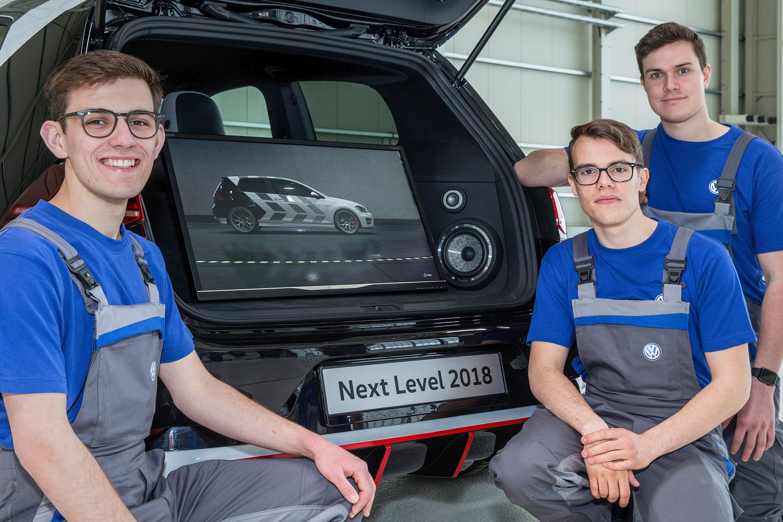 Double Premiere at the 37th GTI meeting – apprentices from Wolfsburg and Zwickau present their showcars