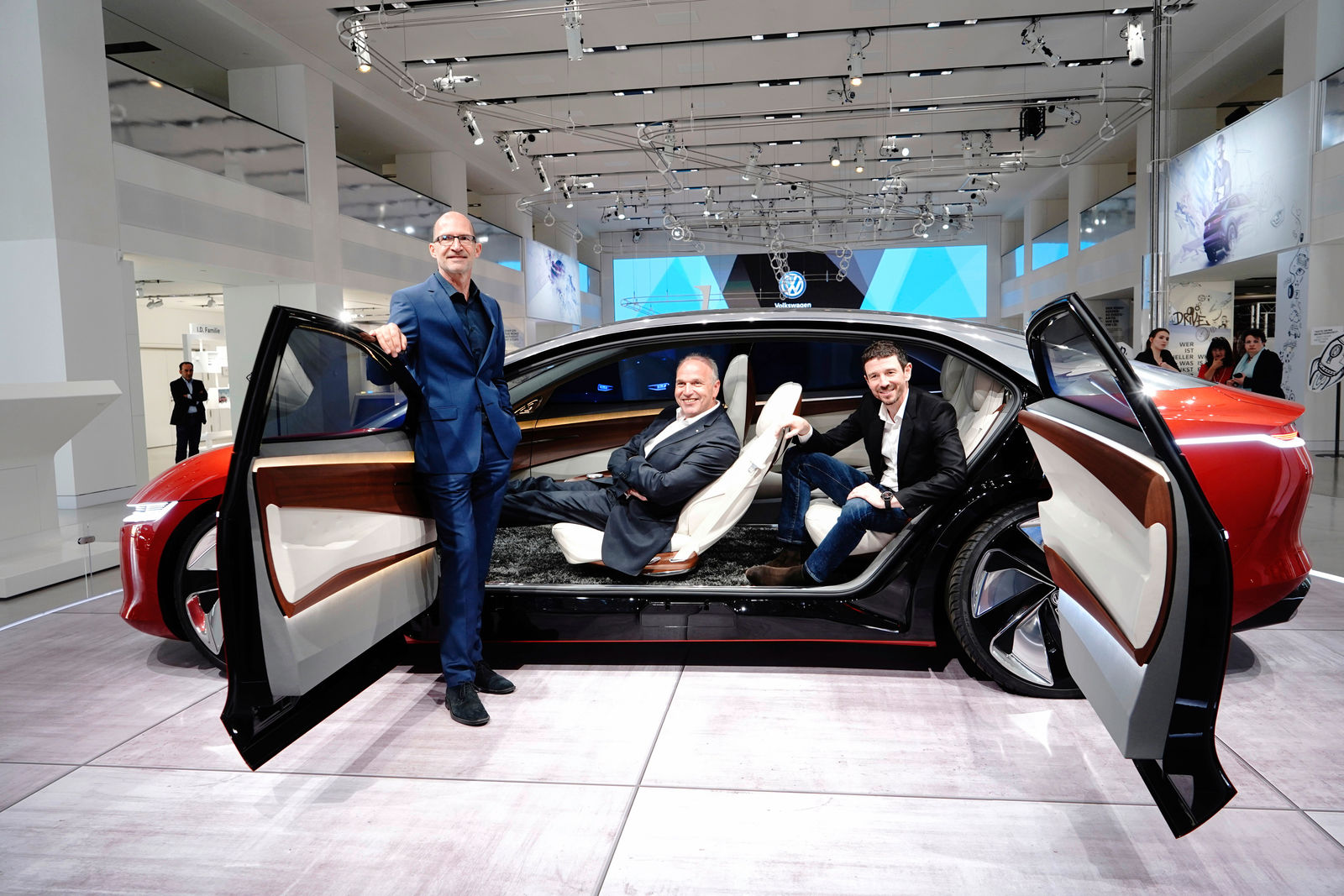 Volkswagen celebrates German premiere of ID. VIZZION in Berlin