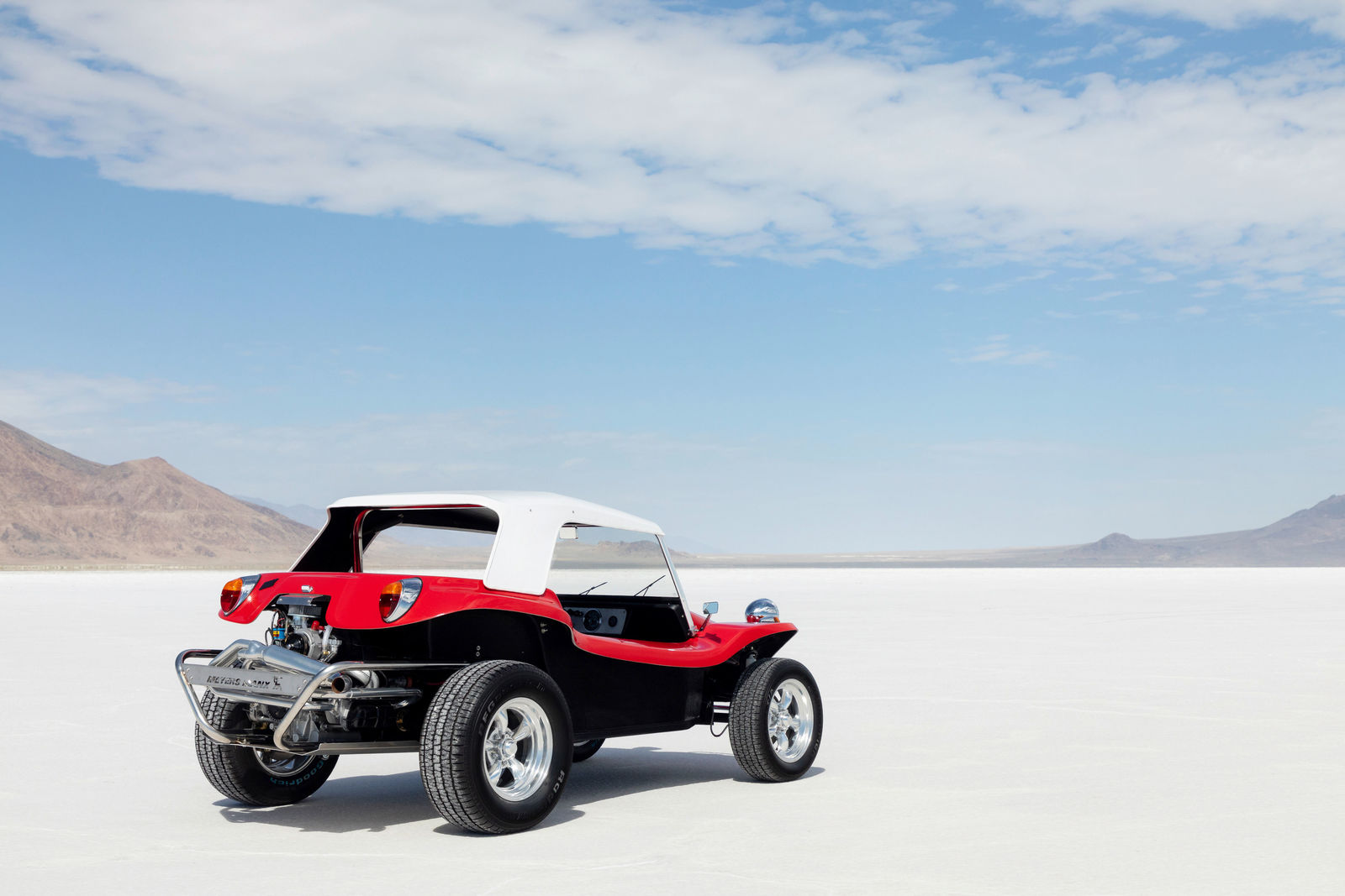 This beach buggy called Meyers Manx has been developed in the 1960s based on a Beetle chassis.