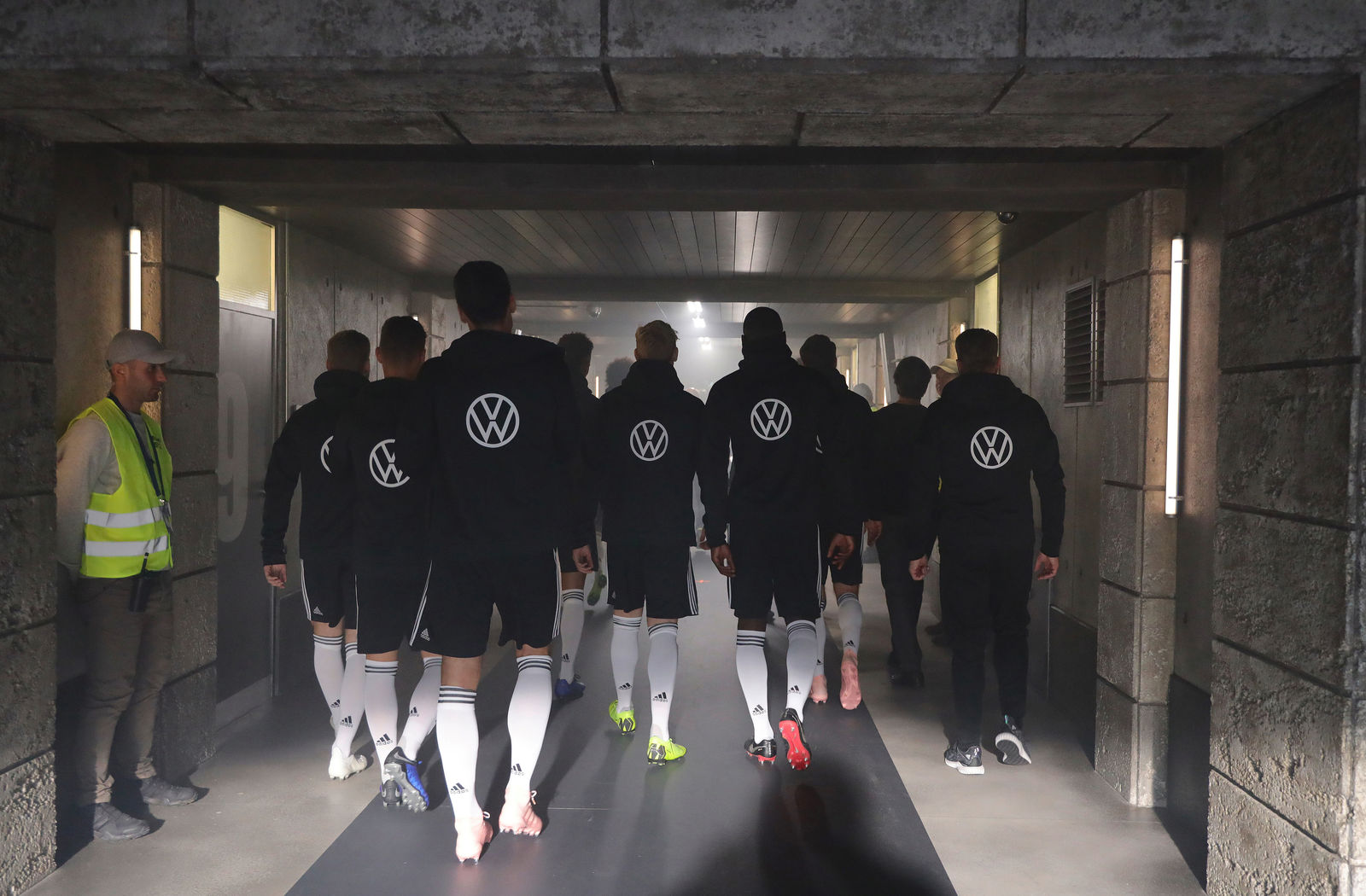 Volkswagen startet erste Werbekampagne mit der deutschen Fußball-Nationalmannschaft