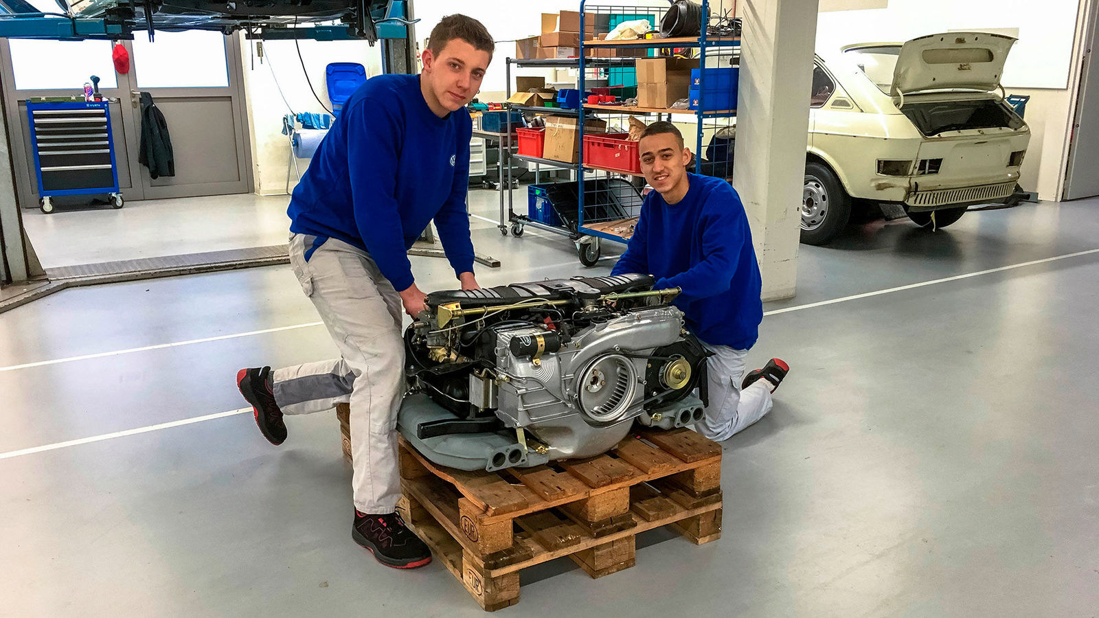 Volkswagen Classic: apprentices restore Type 3 VW 1600 TL