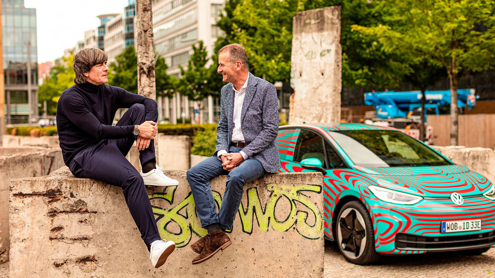 Joachim Löw begleitet Volkswagen beim Aufbruch in die Elektromobilität