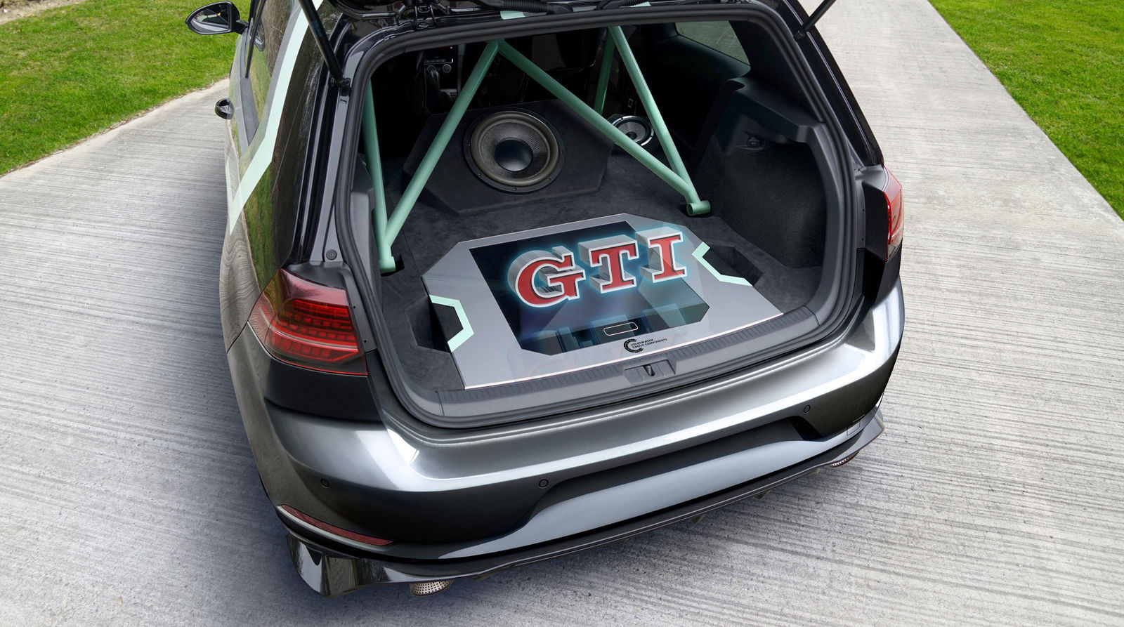 World premiere: An interplay of light and lightness – a hologram in the GTI