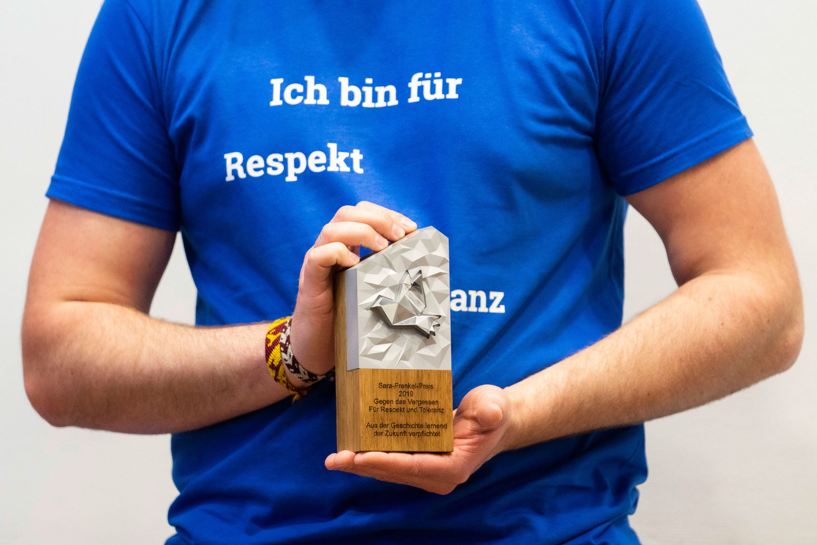 Volkswagen vergibt erstmals den Sara-Frenkel-Preis für Respekt, Toleranz und Zivilcourage an junge Bürgerinnen und Bürger