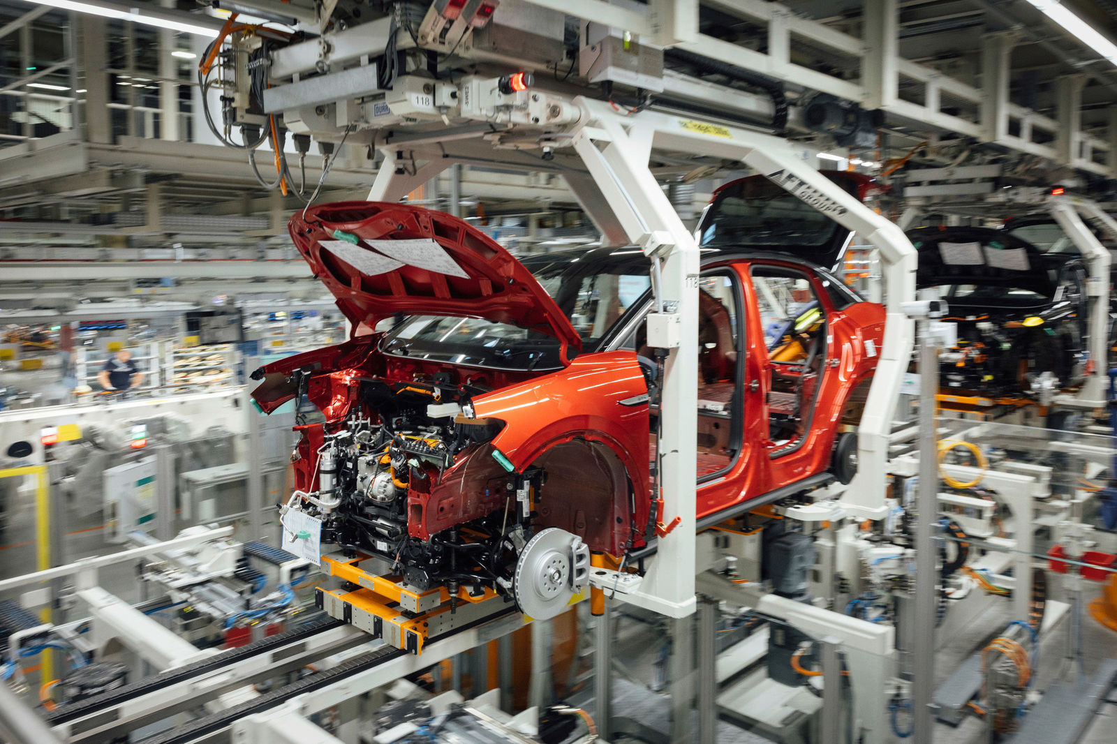 ID.5 in Serie: Volkswagen schließt Transformation des Fahrzeugwerks Zwickau zum E-Standort erfolgreich ab